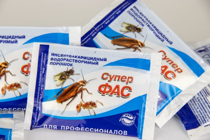 Безопасные средства от тараканов для детей и животных